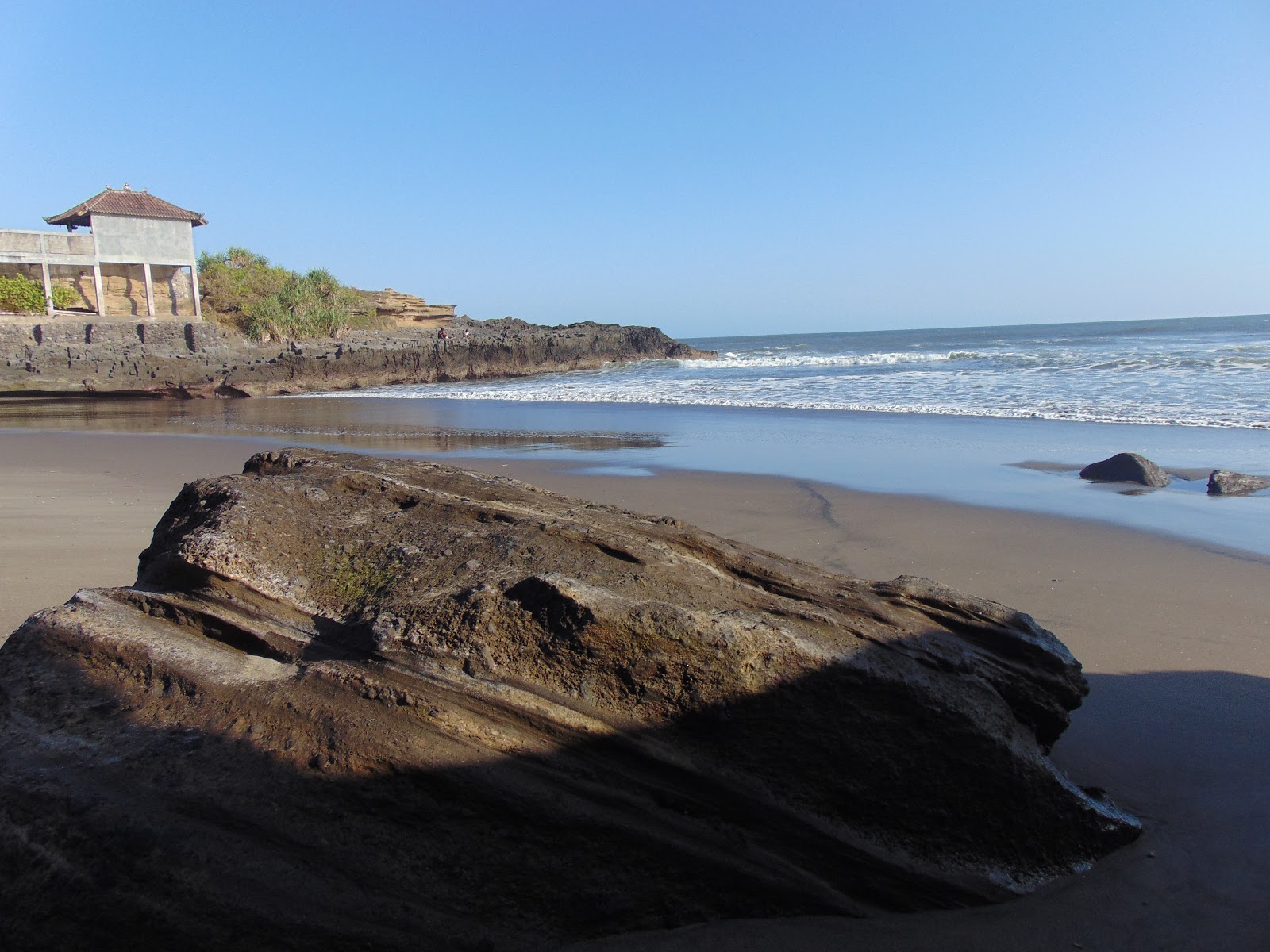 Foto de Pigstone Beach con parcialmente limpio nivel de limpieza