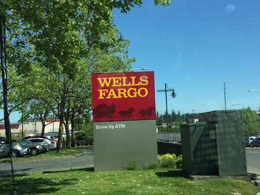 Bank «Wells Fargo Bank», reviews and photos