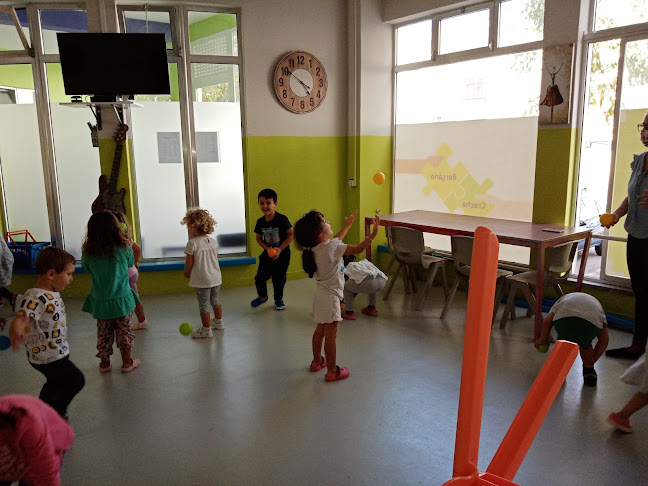 Avaliações doColégio O Pequeno Polegar em Seixal - Escola