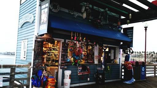 Used Car Dealer «CarMax Dealership», reviews and photos, 9501 Research Dr, Irvine, CA 92618, USA