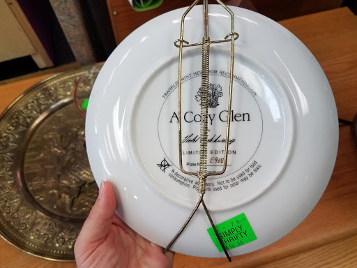 Thrift Store «Simply Thrifty Thrift Store», reviews and photos, 390 NJ-57, Washington, NJ 07882, USA