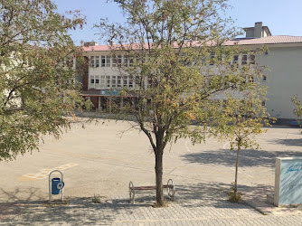 Zeki Karakız Ortaokulu