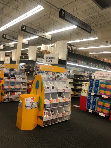 Office Supply Store «Staples», reviews and photos, 1075 N Main St, Warrington, PA 18976, USA