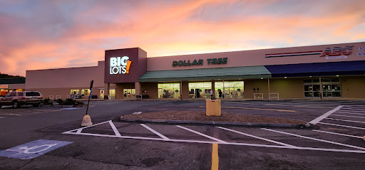 Big Lots, 10 Newbury St #5, Danvers, MA 01923, USA, 