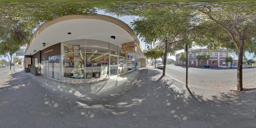 Gold Dealer «Heritage Antiques & Coins», reviews and photos, 527 4th St, Eureka, CA 95501, USA