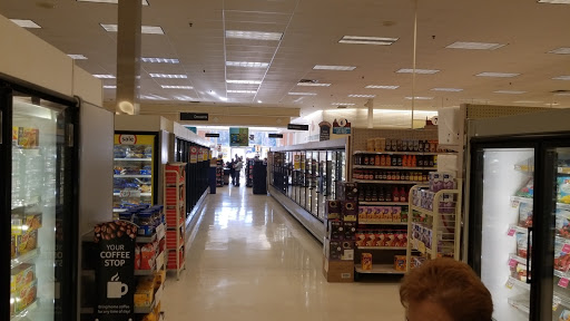 Grocery Store «Winn-Dixie», reviews and photos, 1441 Foxrun Parkway, Opelika, AL 36801, USA