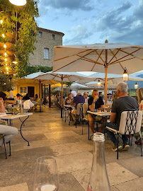 Atmosphère du Restaurant français Restaurant La Table du Ventoux Crillon le Brave - n°9