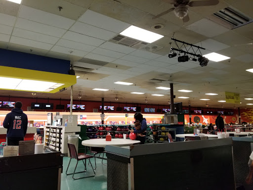 Bowling Alley «Bandera Bowling Center», reviews and photos, 6700 Huebner Rd, Leon Valley, TX 78238, USA