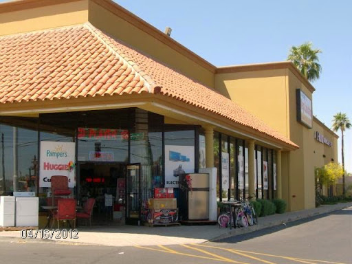 K-Momo Mega Liquidation Center, 2301 W Indian School Rd, Phoenix, AZ 85015, USA, 