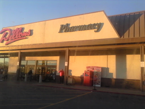 Grocery Store «Dillons», reviews and photos, 3020 E Douglas Ave, Wichita, KS 67214, USA