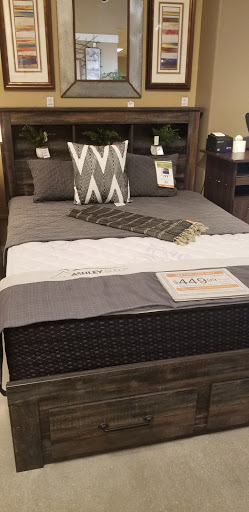 Furniture Store «Ashley HomeStore», reviews and photos, 9301 Tampa Ave, Northridge, CA 91324, USA