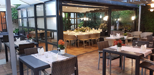 Restaurant El Pou - Carrer del Montnegre, 51, 17006 Girona, Spain