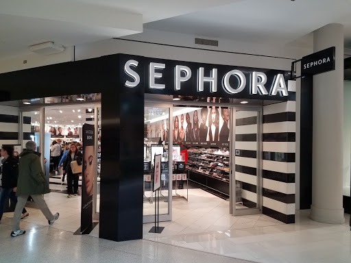 Sephora, 200 West Market, Bloomington, MN 55425, USA, 