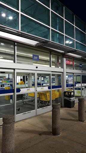 Electronics Store «Best Buy», reviews and photos, 200 Mall Cir Dr, Monroeville, PA 15146, USA