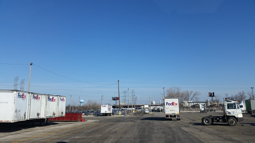 Mailing Service «FedEx Freight», reviews and photos, 5101 S Lawndale Ave, Summit, IL 60501, USA