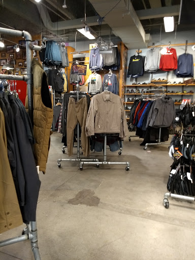 Outdoor Sports Store «Moosejaw», reviews and photos, 439 W 47th St, Kansas City, MO 64112, USA