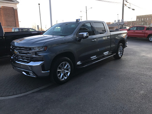 Car Dealer «Dave Kehl Chevrolet», reviews and photos, 38 E Sandusky St, Mechanicsburg, OH 43044, USA