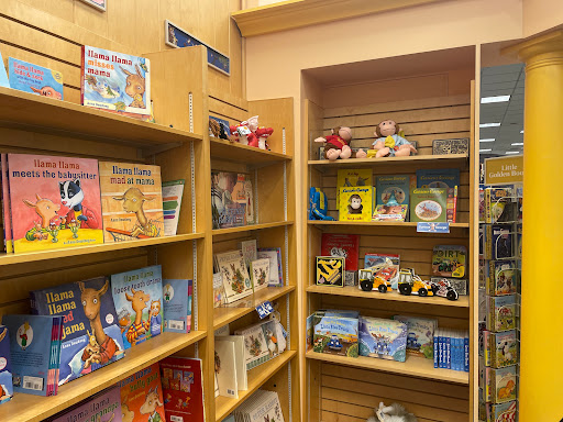 Book Store «Barnes & Noble», reviews and photos, 17111 Haggerty Rd, Northville, MI 48168, USA