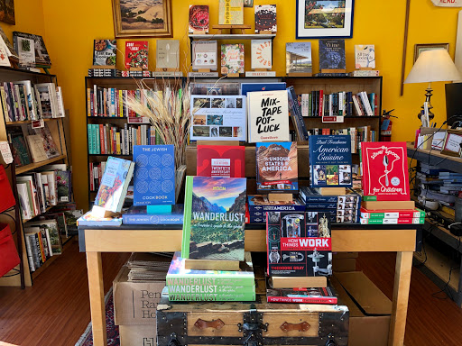 Book Store «Rakestraw Books», reviews and photos, 3 Railroad Ave, Danville, CA 94526, USA