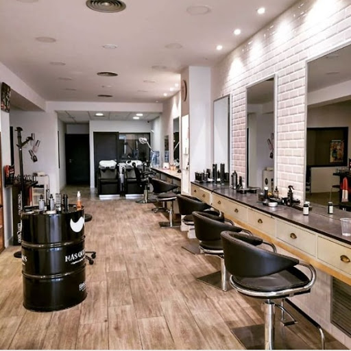 Peluquería i Estética Tint's en Castellbisbal, Barcelona