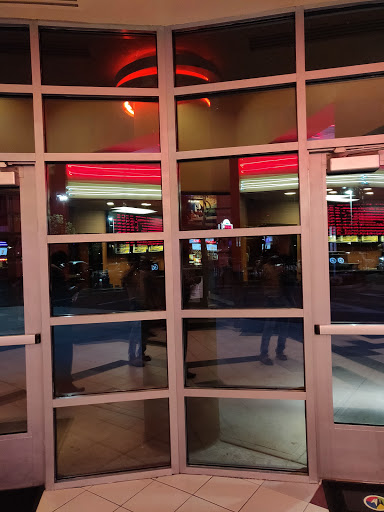 Movie Theater «Regal Cinemas Commerce Center 18», reviews and photos, 2399 US-1, North Brunswick Township, NJ 08902, USA