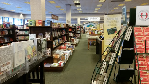 Book Store «Barnes & Noble», reviews and photos, 2900 Peachtree Rd NW #310, Atlanta, GA 30305, USA