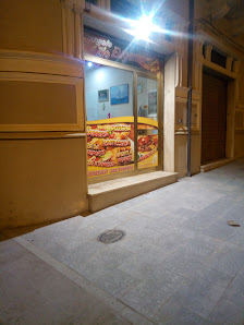 L'Angolo Di Zio Eugenio Pizzeria Via Guglielmo Marconi, 302, 89044 Locri RC, Italia