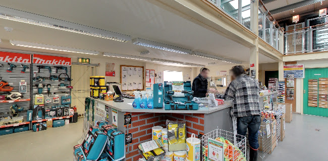 Reviews of Huws Gray Tywyn in Aberystwyth - Hardware store