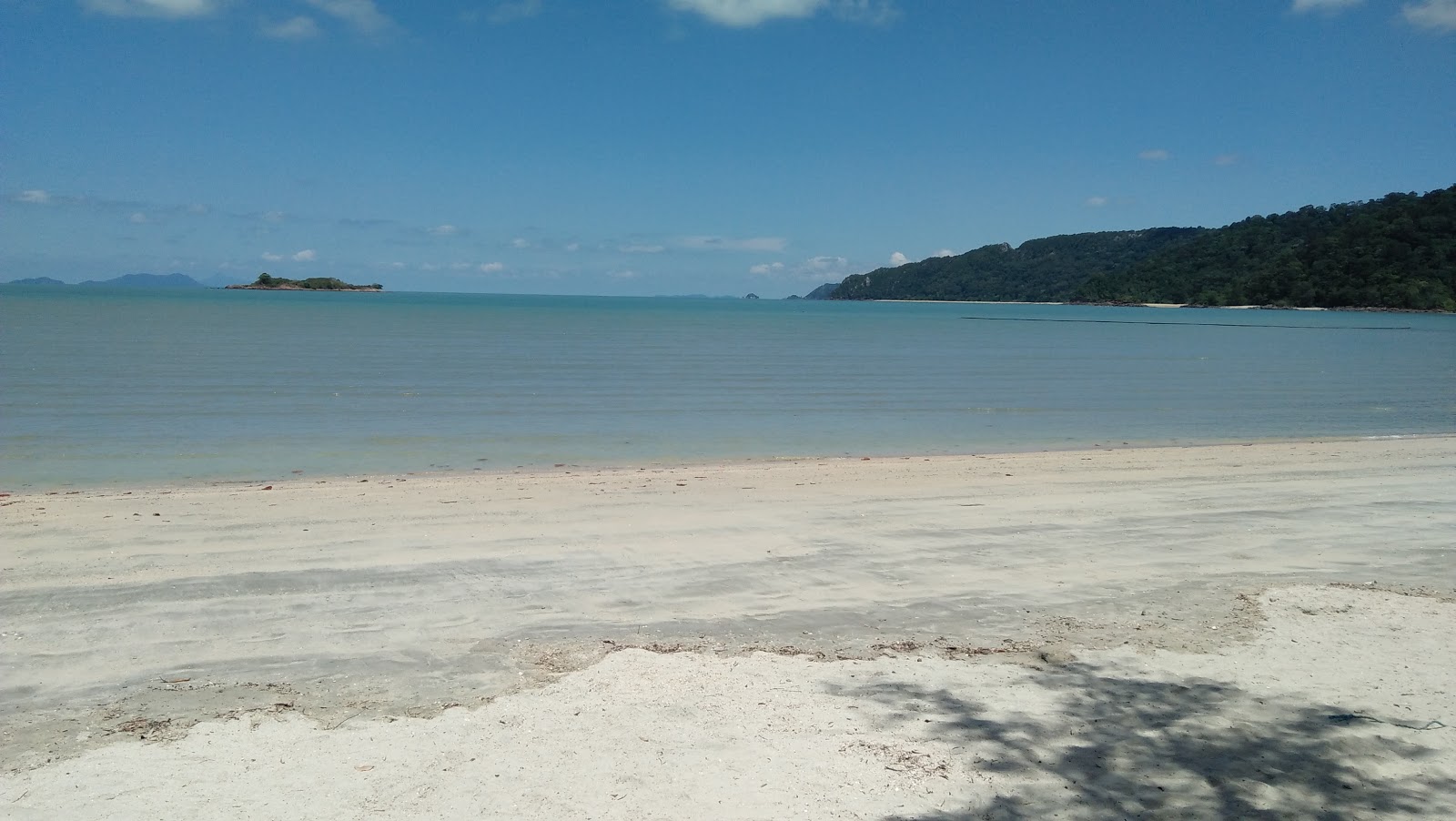 Foto de Teluk Gorek Beach área de servicios