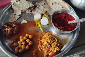 Jay Dwarkadhish Loj & Restaurant image