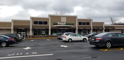 Grocery Store «Township of Washington Foodtown», reviews and photos, 315 Pascack Rd, Township of Washington, NJ 07676, USA
