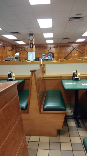 Shopping Mall «Saco Valley Shopping Center», reviews and photos, 4 Scamman St, Saco, ME 04072, USA