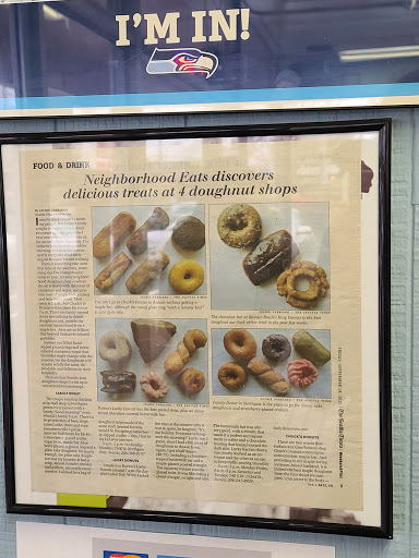 Donut Shop «Lucky Donuts», reviews and photos, 140 SW 152nd St, Seattle, WA 98166, USA