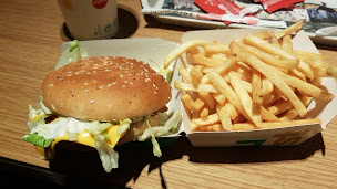 Photo n°42 de McDonald's à Parthenay ()