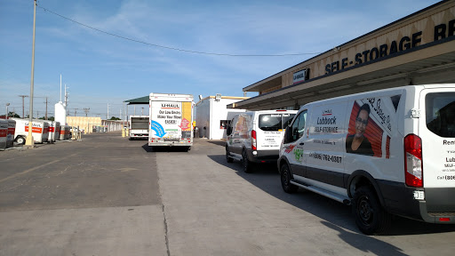 Truck Rental Agency «U-Haul Moving & Storage of Lubbock», reviews and photos, 1613 34th St, Lubbock, TX 79411, USA