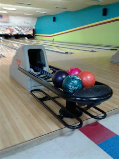 Bowling Alley «Rose Lanes Bowling Center», reviews and photos, 910 Rose Ln, Toccoa, GA 30577, USA