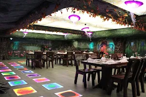 Yazhee World Restaurant image