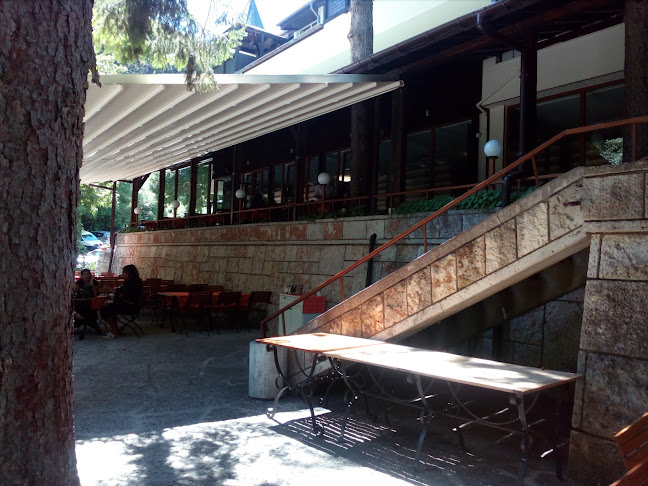 Парк-хотел Кьошкове - Паркинг