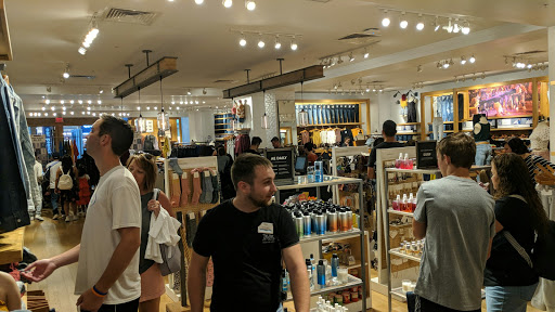 American Eagle Store