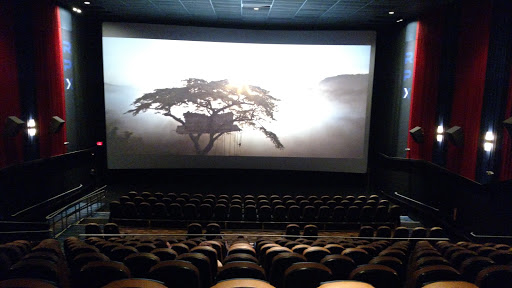 Movie Theater «Regal Cinemas Longview 14», reviews and photos, 3070 N Eastman Rd, Longview, TX 75605, USA