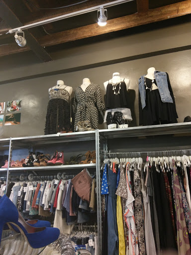 Used Clothing Store «Buffalo Exchange Charlotte», reviews and photos, 1521 Central Ave, Charlotte, NC 28205, USA