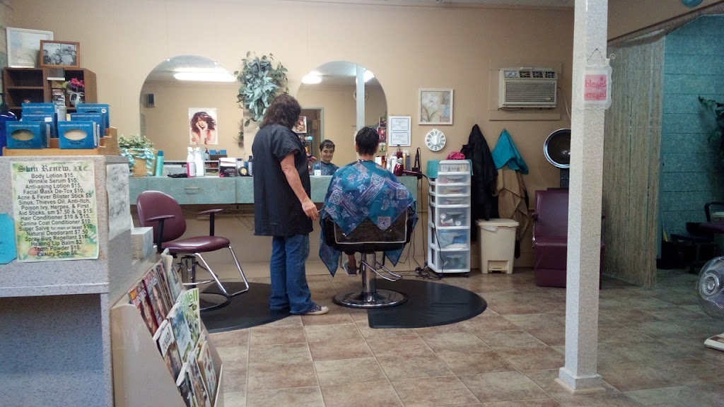 Hairtrax Family Hair Salon 65625