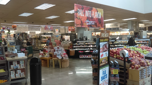 Grocery Store «Haggen Food & Pharmacy», reviews and photos, 17641 Garden Way NE, Woodinville, WA 98072, USA