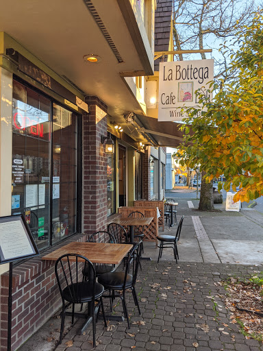 Italian Restaurant «La Bottega Cafe Deli Wine Shop», reviews and photos, 1905 Main St, Vancouver, WA 98660, USA