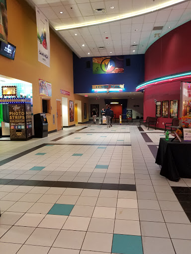 Movie Theater «Regal Cinemas Pohatcong 12», reviews and photos, 1246 US-22, Phillipsburg, NJ 08865, USA