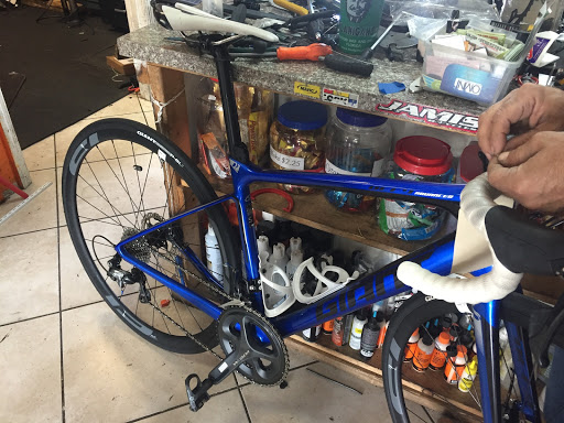 Bicycle Store «Andante Bicycle Shop», reviews and photos, 20277 Old Cutler Rd, Cutler Bay, FL 33189, USA