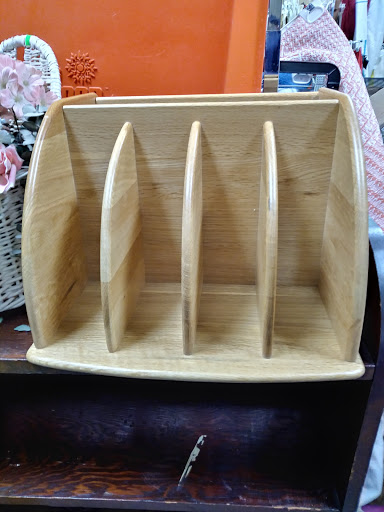 Thrift Store «Treasures Galore The Indoor Garage Sale Thrift Store», reviews and photos, 1964 Rahncliff Ct #800, Eagan, MN 55122, USA