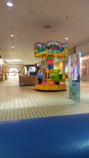 Shopping Mall «Towne Mall», reviews and photos, 1704 N Dixie Hwy, Elizabethtown, KY 42701, USA