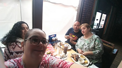 Night Club «The Waterfront Tavern 