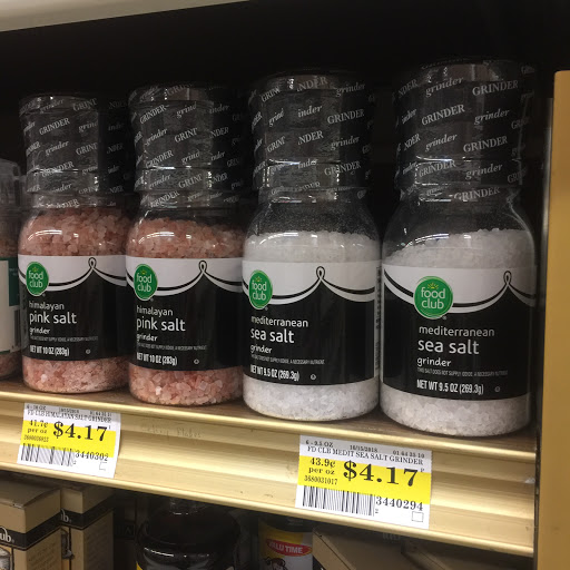 Grocery Store «Town & Country Foods», reviews and photos, 219 N 19th Ave, Bozeman, MT 59718, USA